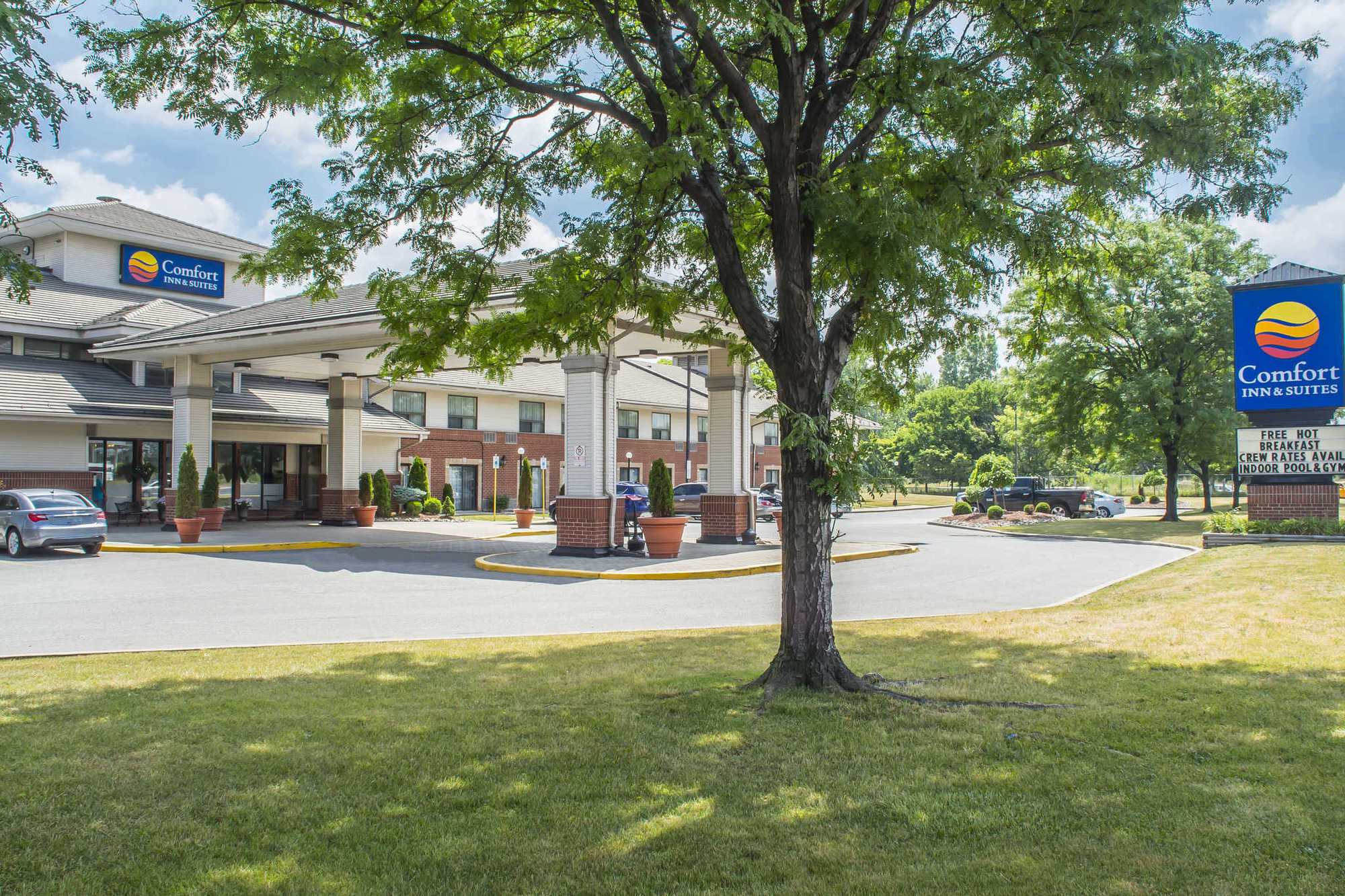 Comfort Inn & Suites Ambassador Bridge Windsor Dış mekan fotoğraf